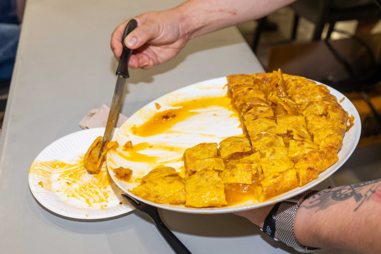 Una tortilla contaminada por salmonelosis, posible responsable del brote gastrointestinal del IES de Elviña