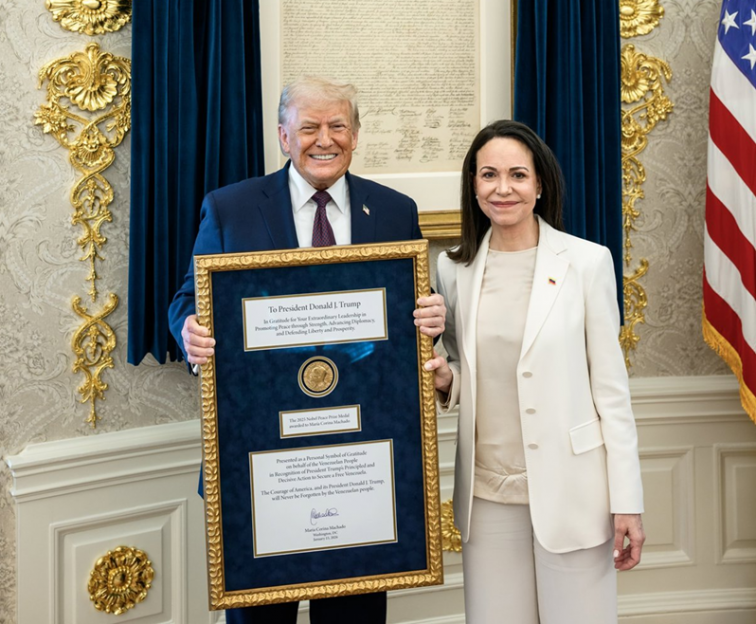 Trump recibe el Nobel de la Paz, regalo de María Corina Machado, entre dudas de si permitirá más elecciones