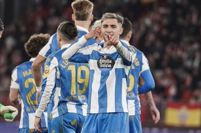 Vídeo |  El Deportivo se deshace de su maleficio en Almería con un 1-2