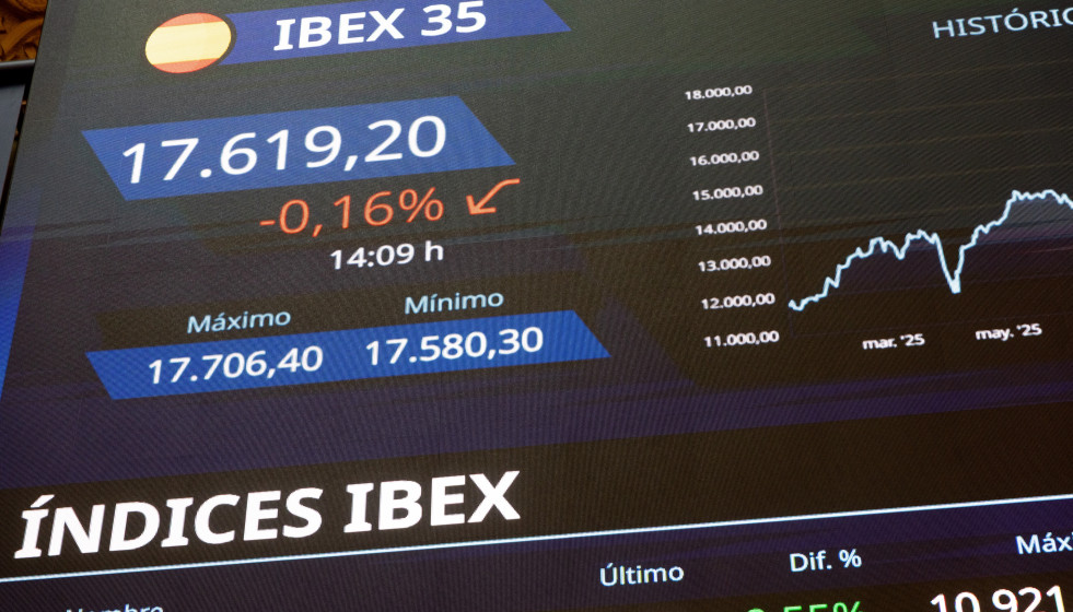 Interior del edificio de la bolsa, a 7 de enero de 2026, en Madrid (España). La cotización de los valores sigue de cerca las consecuencias derivadas de la reciente operación militar en la que el Ej