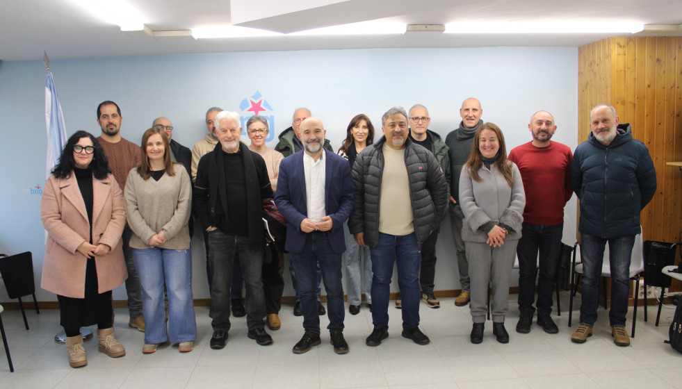 El diputado del BNG en el Congreso, Néstor Rego, se reúne con representantes del Bloque de los municipios de la comarca de Lugo.