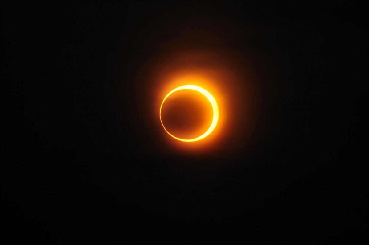 Eclipse solar