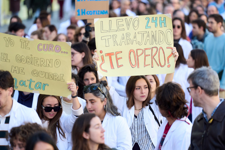 Los sindicatos médicos rechazan acuerdo del Estatuto Marco que sí pactan otras centrales sindicales