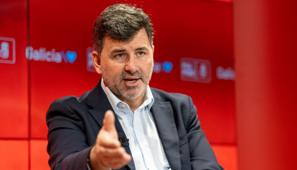 Archivo - El eurodiputado del PSOE, Nicolás González Casares, durante una entrevista para Europa Press, a 22 de mayo de 2024, en Santiago de Compostela, A Coruña, Galicia.