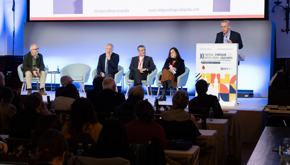 Santiago reúne a más de 300 expertos para abordar cómo la biopsia líquida permite detectar con antelación recaídas