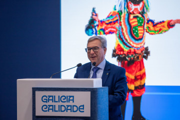 El presidente de la Diputación de Ourense presenta 