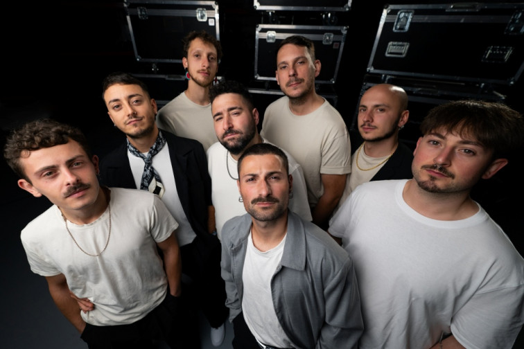 Quinkillada invoca el espíritu de la verbena para combatir el frío invernal con 'Os Reis do Lugar'