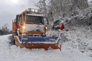 Operativo vialidad invernal de la Diputación de Ourense en las carreteras de la provincia.