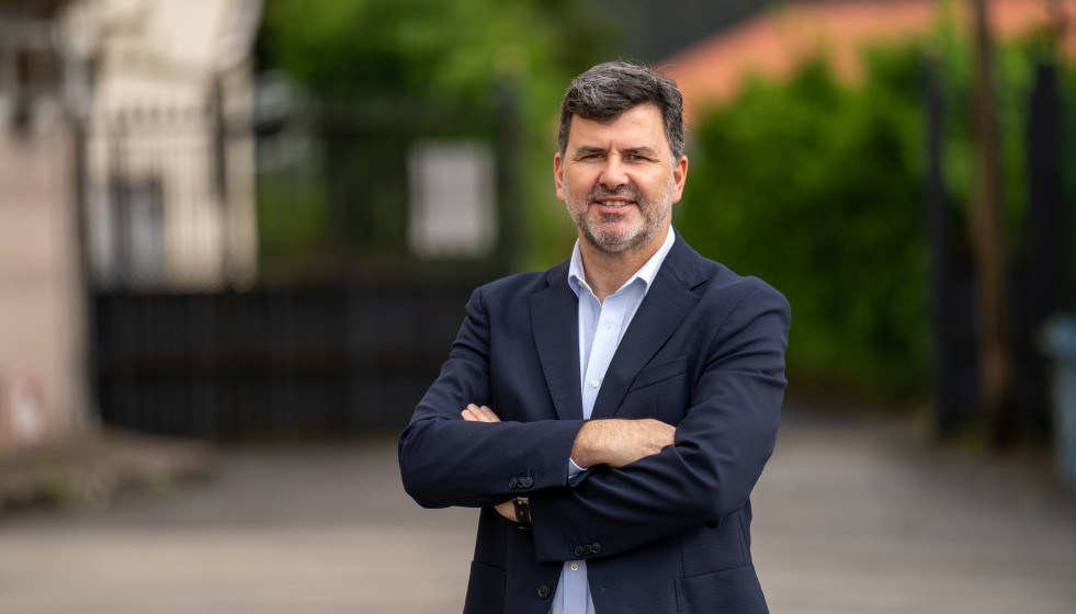 Archivo - El europarlamentario y candidato socialista Nicolás González Casares en una entrevista con Europa Press Galicia