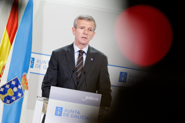 El titular del Gobierno gallego, Alfonso Rueda, comparece ante los medios tras el Consello de la Xunta.