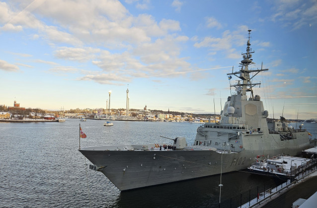 Archivo - La fragata F-102 Almirante Juan de Borbón de la Armada.