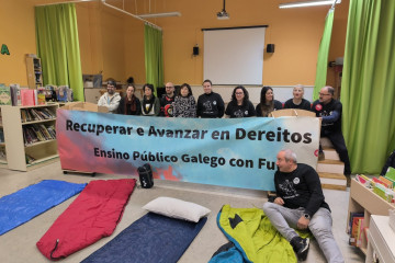 Docentes gallegos se encierran en centros educativos para visibilizar su 