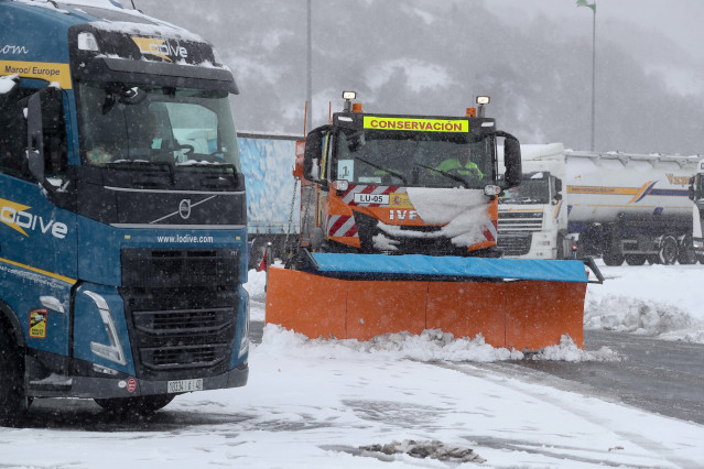 Vistas de Pedrafita en una jornada con nieve.