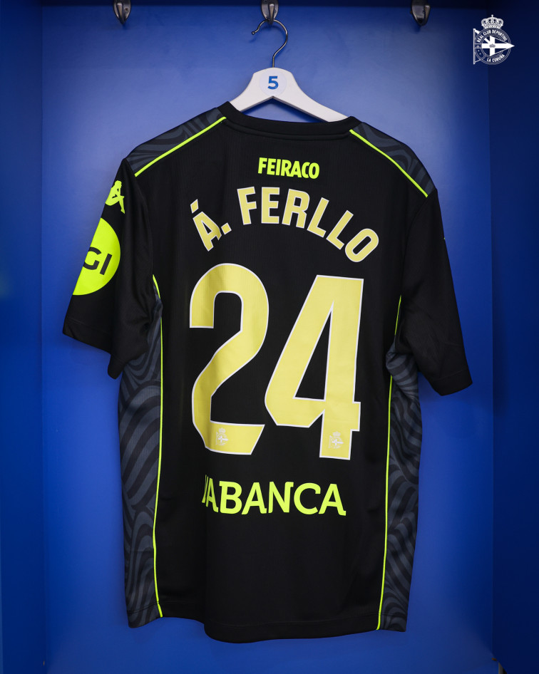 El Deportivo de La Coruña prepara la salida de un fichaje...¿para corregir una anomalía en las normas de la RFEF?