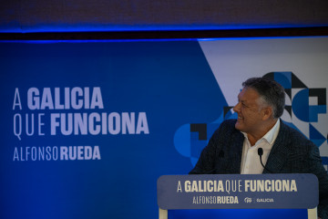 Archivo - El alcalde del  Concello de Sanxenxo, Telmo Martín, durante un acto del PP.