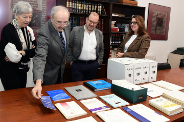 El exrector Ramón Villares dona su archivo a la USC para incorporarlo en los fondos del Arquivo Histórico Universitario