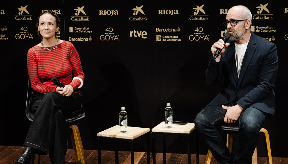 Archivo - Los presentadores de la 40ª edición de los Premios Goya, Luis Tosar y Rigoberta Bandini, durante una rueda de prensa, en la Academia de Cine, a 28 de octubre de 2025, en Madrid (España). 