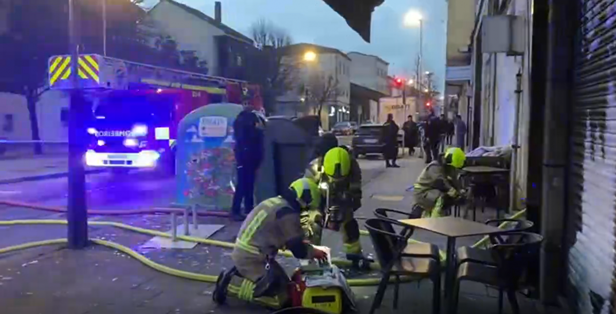 Bomberos en el lugar del siniestro TVG