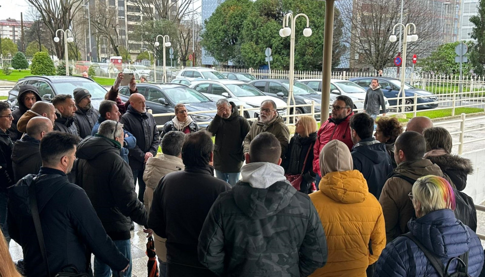 Concentración de trabajadores de comercio del Metal de la provincia de Pontevedra.