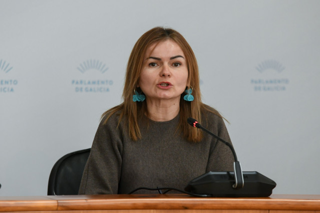 La secretaria xeral técnica de la Consellería, Marta Barreiro, en comisión