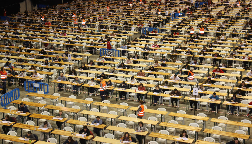 Archivo - Oposiciones de la Xunta en el recinto ferial de Silleda