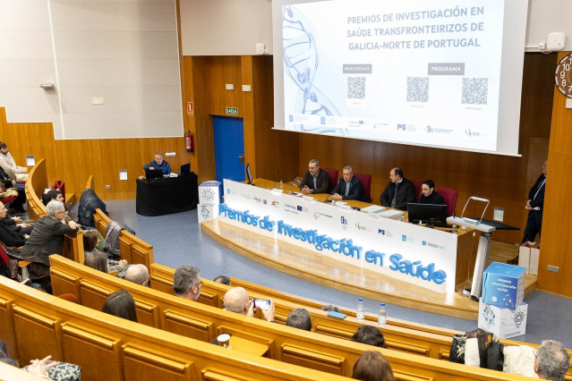 El conselleiro de Sanidade, Antonio Gómez Caamaño, participa en el acto de entrega de los Premios de investigación en salud transfronterizos Galicia-Norte de Portugal. Santiago de Compostela.