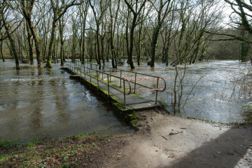Archivo - Inundaciones provocadas por el desbordamiento del río Tambre, a 17 de enero de 2023, en Oroso, A Coruña, Galicia (España).