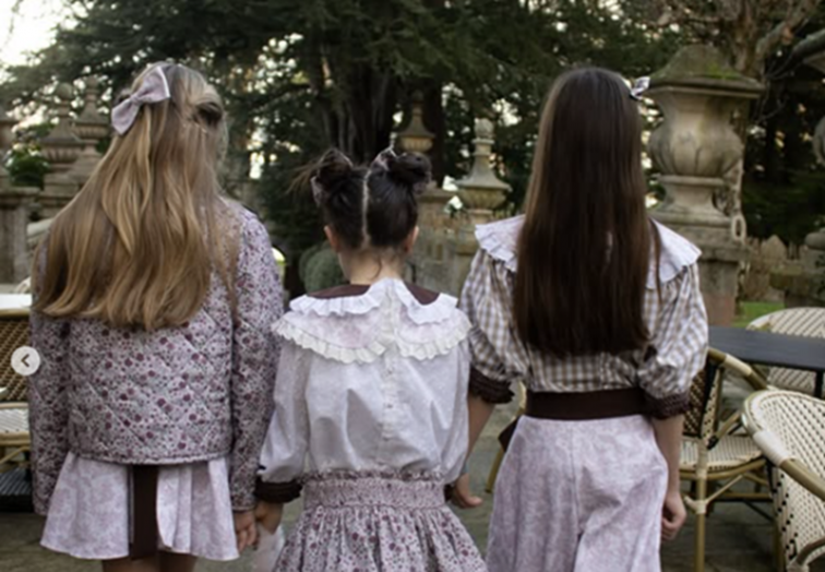 El Corte Inglés de Santiago acoge “Moda Miúda”, muestra del talento en dieño de moda infantil del Mestre Mateo