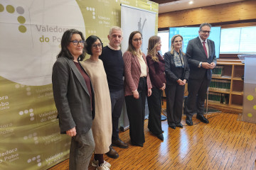 La Fundación Érguete presenta a la Valedora do Pobo el informe 'Consecuencias de la supresión del subsidio de excarcelación e impacto social en Galicia'.