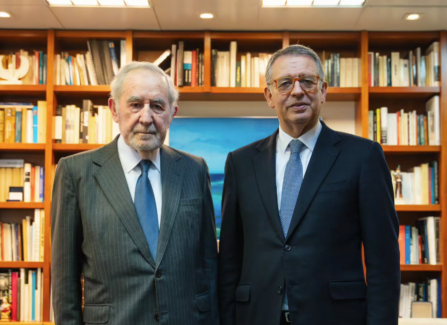 Antu00f3nio Josu00e9 Seguro en el despacho de Antu00f3nio Ramalho Eanes 