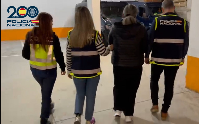 Detenida por hurtar joyas en domicilios de personas mayores de Vigo, donde trabajó como empleada de hogar.