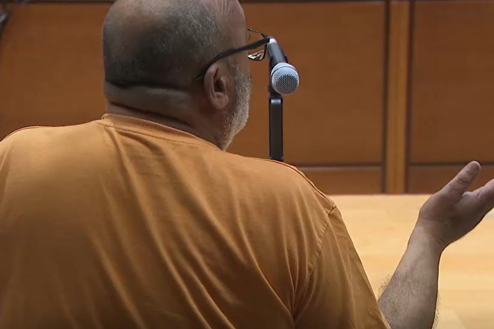 El condenado durante el juicio en una imagen de CRTVG