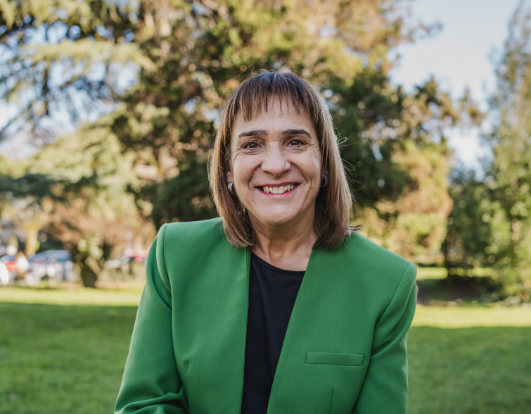 M. J. López Couso, candidata al rectorado de la USC: 