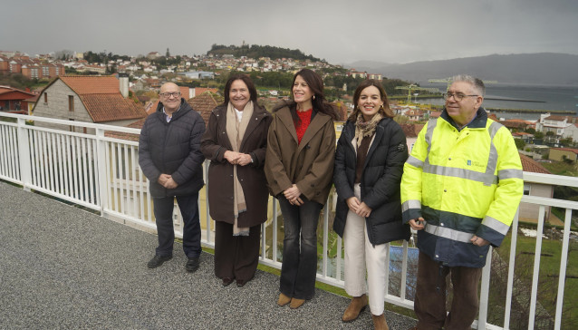 La conselleira de Vivenda e Planificación de Infraestruturas, María Martínez Allegue, visita el remate de las obras de humanización de la Avenida de Galicia.