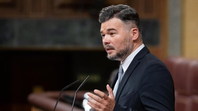 Rufián anuncia una gira con líderes del PSOE y fuerzas progresistas para explorar una candidatura unitaria