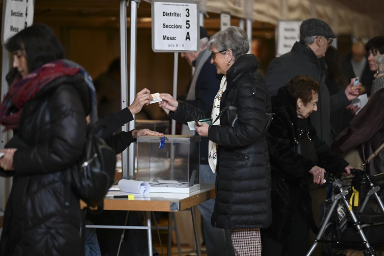Elecciones Aragón | El Partido Popular lidera el primer sondeo, VOX crece y PSOE pierde fuerza en Aragón