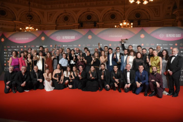 Foto con galardonados en los Premis Gaudí 2026