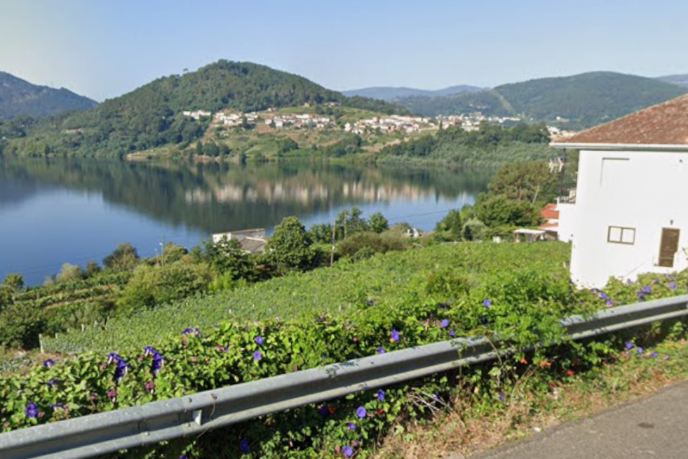El embalse de Castrelo a la altura de Ventosela