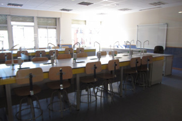 Archivo - Imagen de un aula de un centro educativo