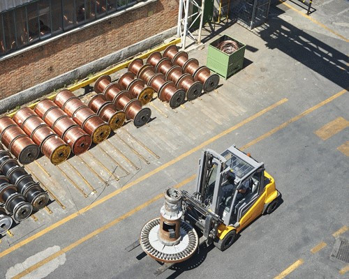 Archivo - Bobinas de cable de Prysmian.