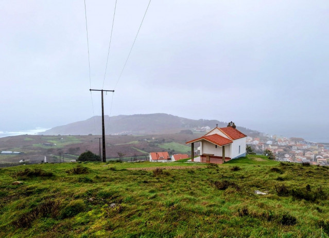 Naturgy invierte más de 300.000 euros en obras de mejora de la calidad del suministro eléctrico de Laxe (A Coruña)