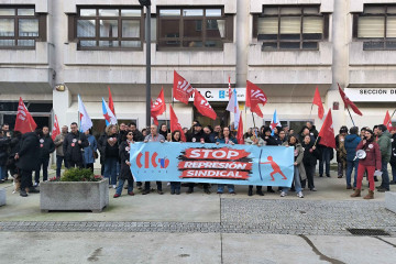 Protesta de la CIG ante el SMAC por sanciones a miembros del comité en el Hospital QuirónSalud A Coruña