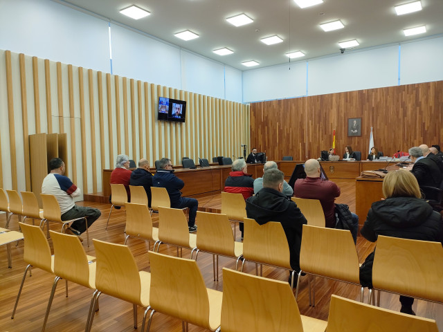 Acusados de construir y vender 'narcolanchas' desde Vigo y el norte de Portugal, se enfrentan a penas que suman casi 60 años de cárcel.