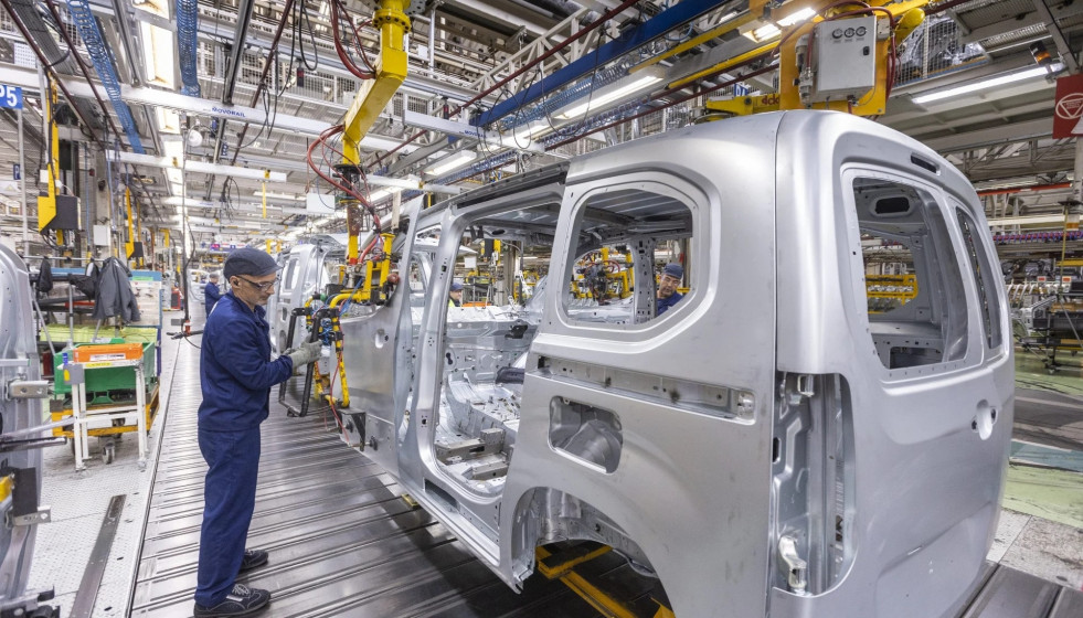 Archivo - La fábrica de Stellantis en Vigo.