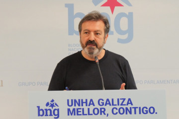 Archivo - El viceportavoz parlamentario del BNG Luís Bará en rueda de prensa.