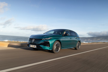 Archivo - Peugeot actualiza el Peugeot 308, disponible desde 33.600 euros, y lanza una nueva versión SW