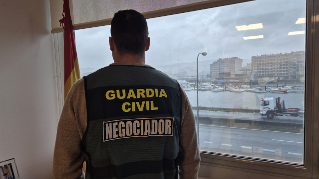 Agente negociador de la Guardia Civil.