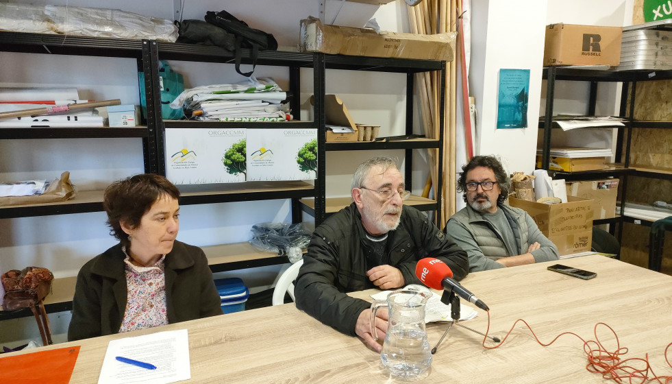 (I-D) Eva Pereira, Xosé Alfredo Pereira Y Antonio Cajide, De La Organización Galega De Conunidades De Montes (ORGACCMM)