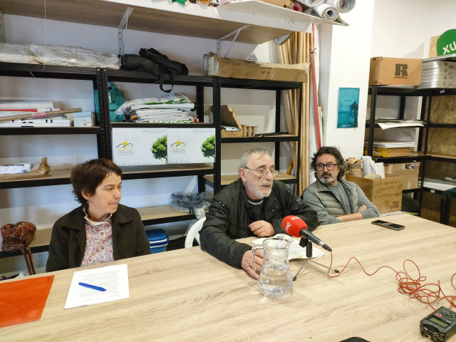 (I-D) Eva Pereira, Xosé Alfredo Pereira Y Antonio Cajide, De La Organización Galega De Conunidades De Montes (ORGACCMM)