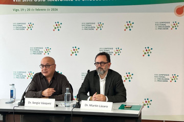 Presentación en Vigo del VIII Simposio Nacional de Oncología de Precisión, coordinado por los doctores Sergio Vázquez y Martín Lázaro Quintela.